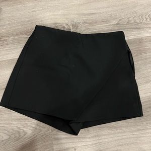 Black Zara Mini Skort size Small
